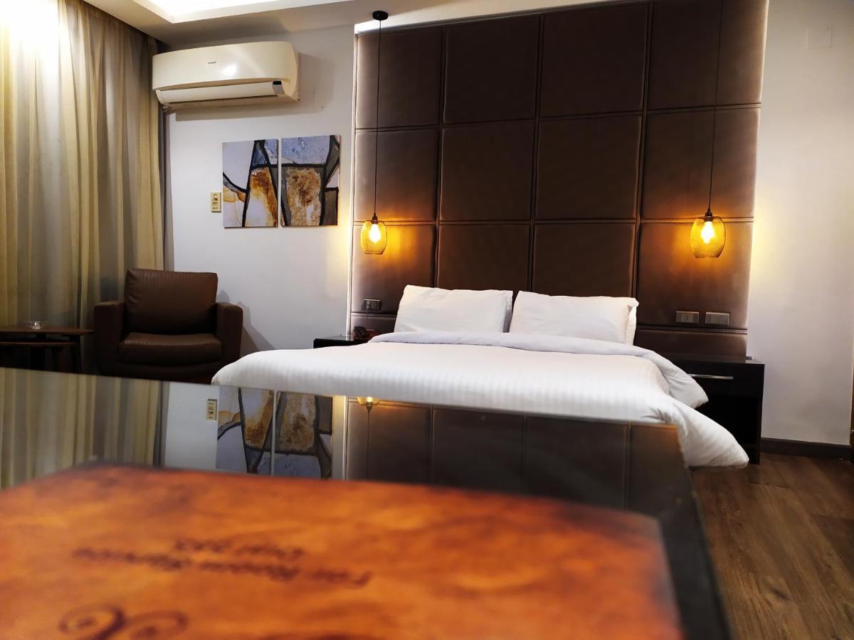 Single Room,1014014905:JPEG