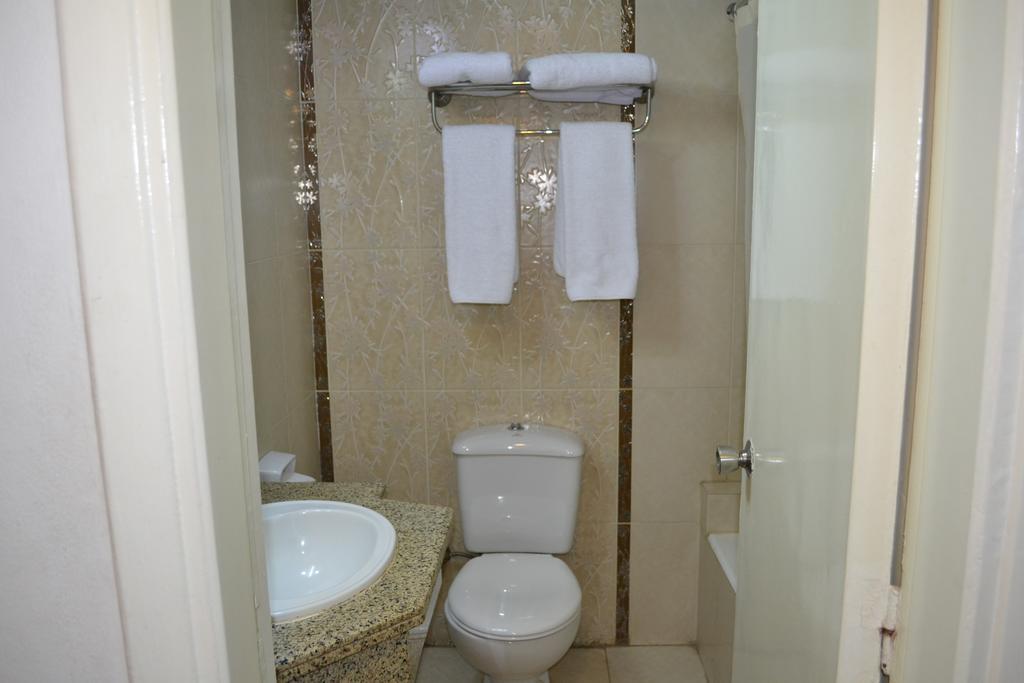 Double or Twin Room,1227851585:JPEG