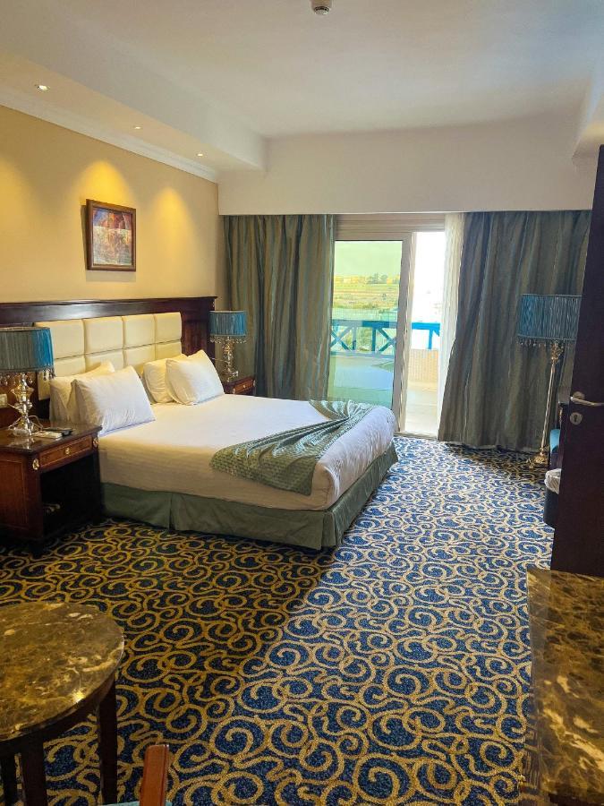 Quadruple Room Balcony,613427560:JPEG