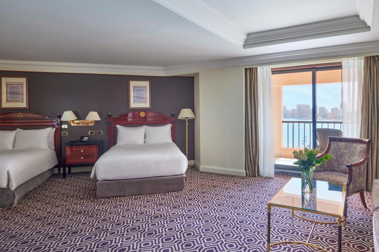 Junior King Suite River View Lounge Access
