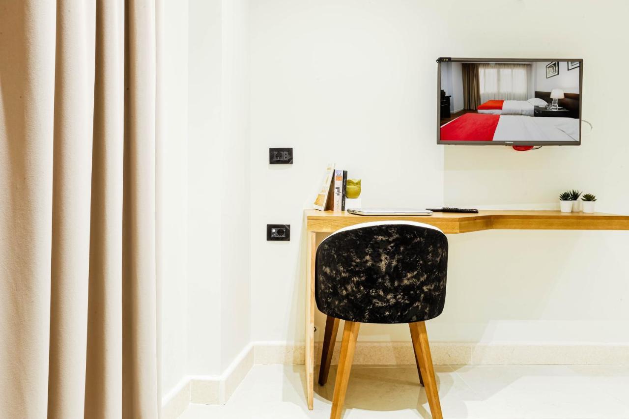Deluxe Room,1310918233:JPEG
