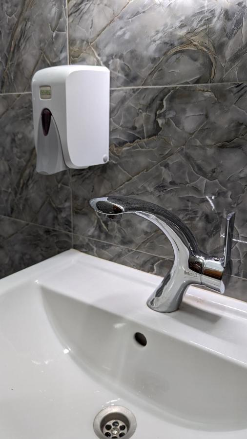 Chambre Triple avec Salle de Bains Privative