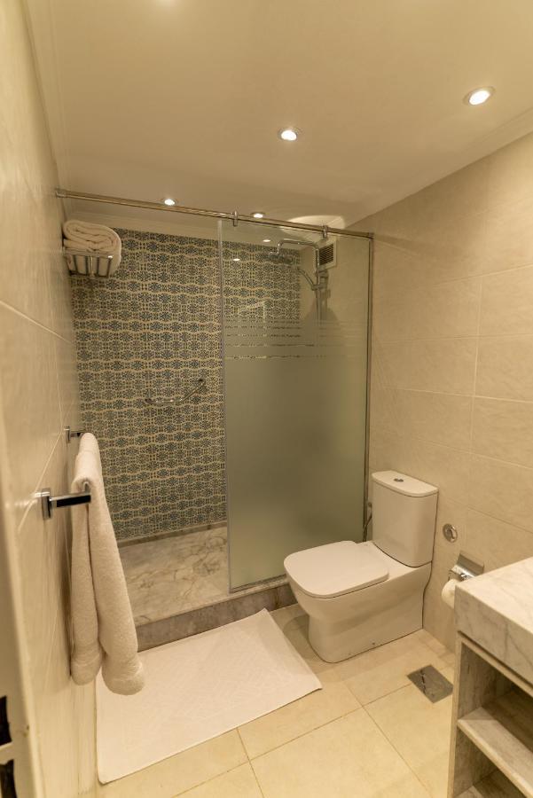 Deluxe Royal Nile Suite,1345308299:JPEG