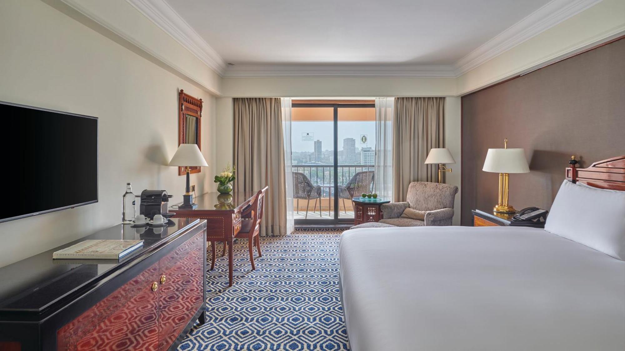 Club Intercontinental Room River View Lounge Access