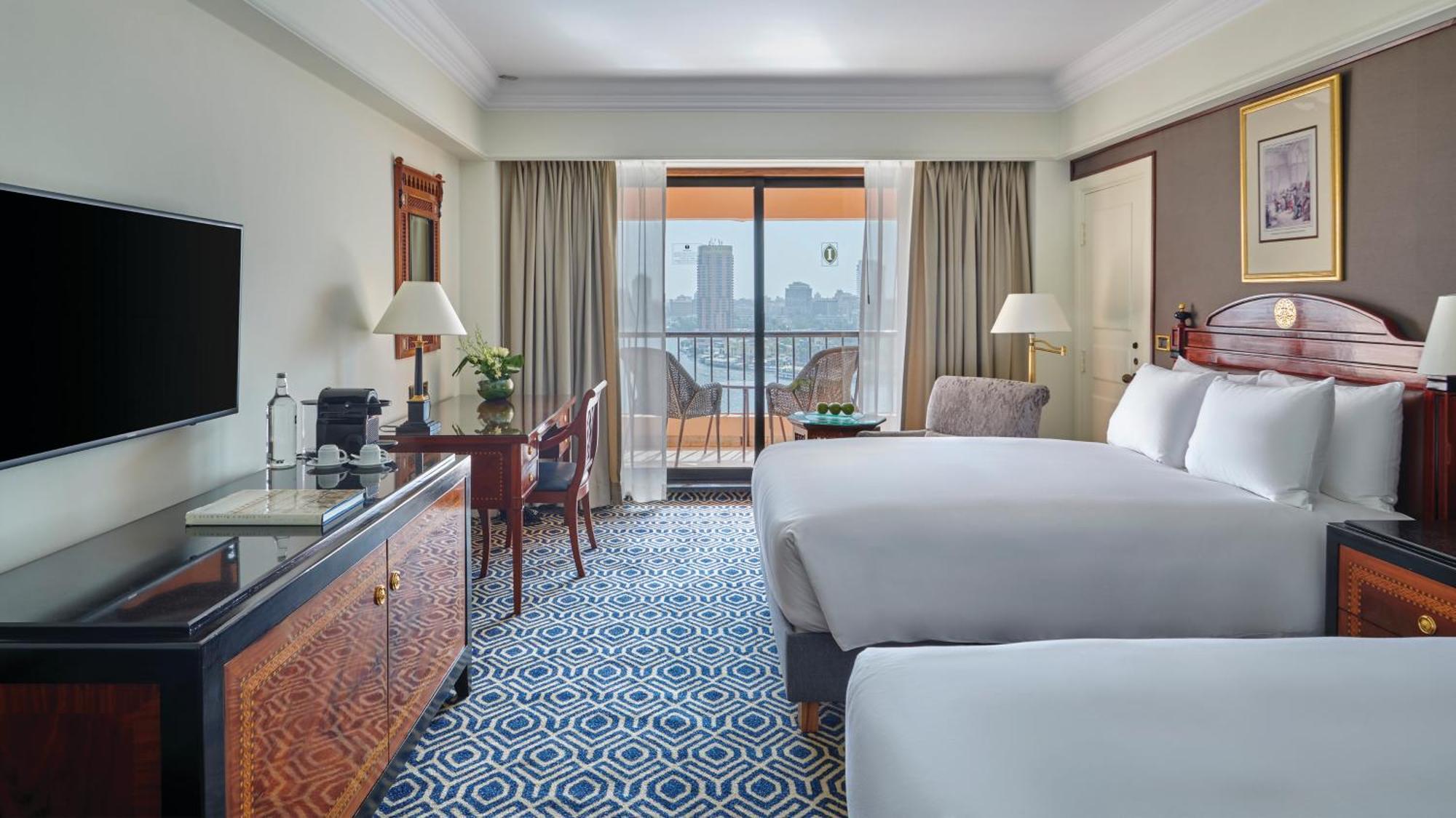 Club Intercontinental Room River View Lounge Access