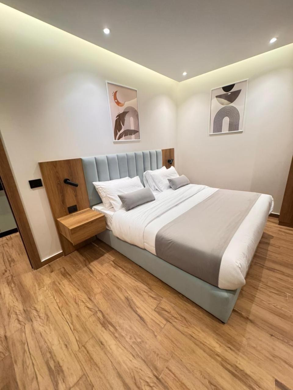 Junior Suite,1675735972:JPEG