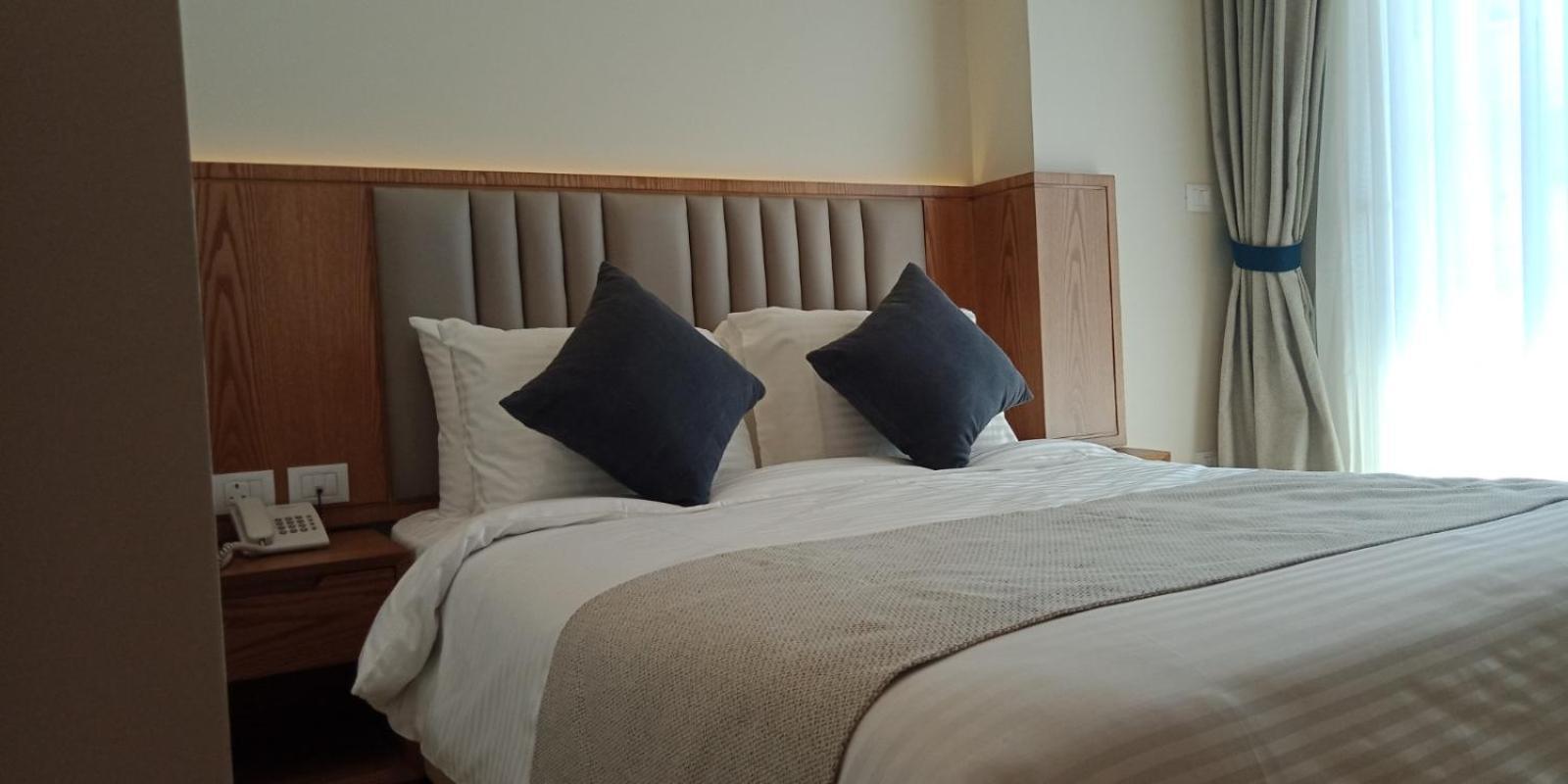 Queen Room