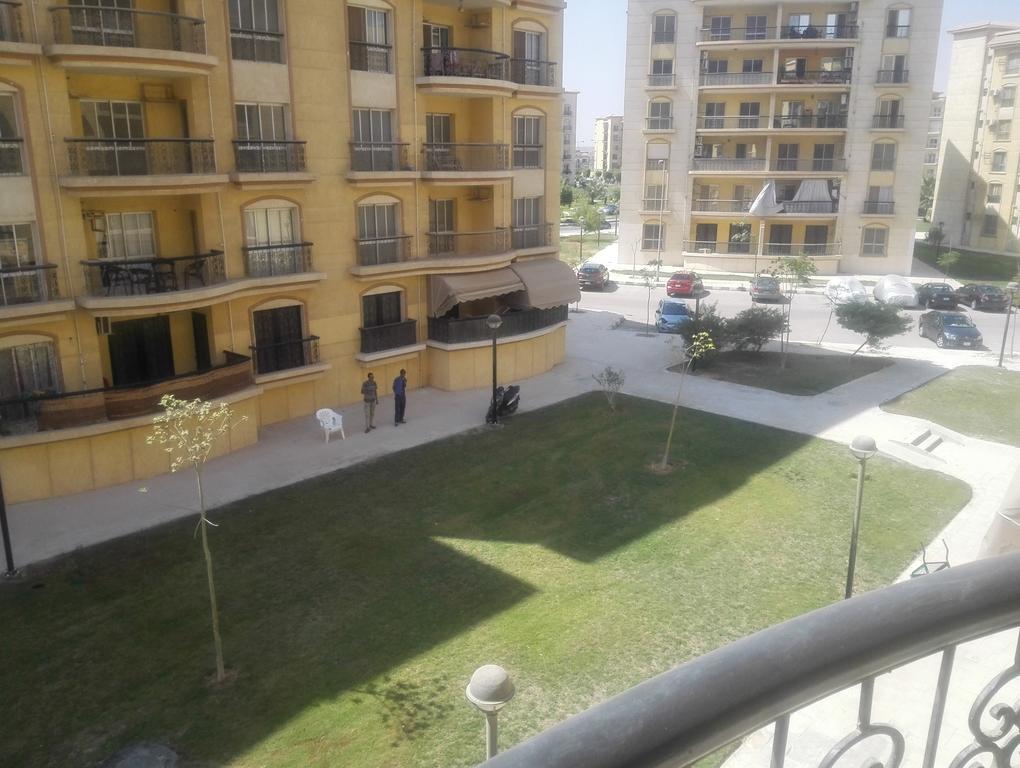Apartment Garden View,338634970:JPEG