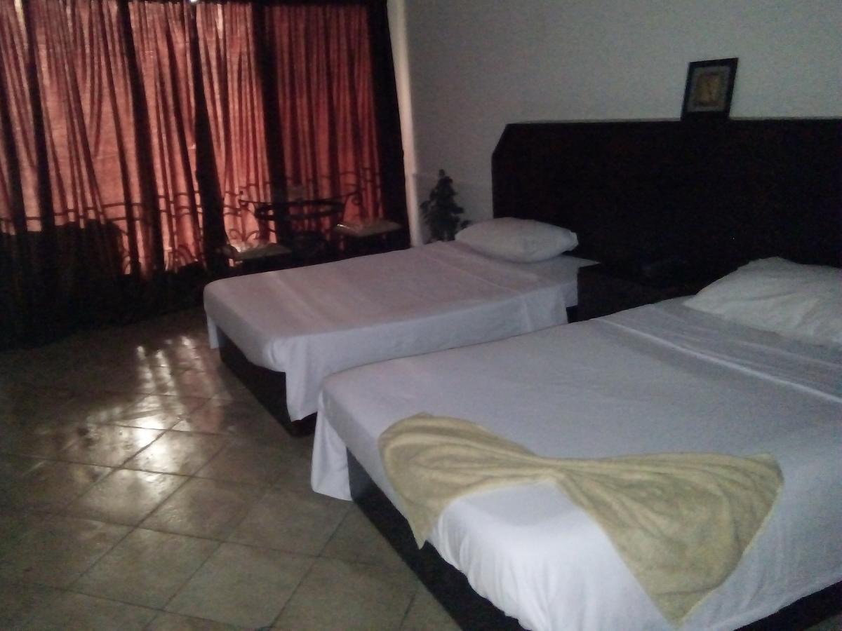 Triple Room,511491555:JPEG