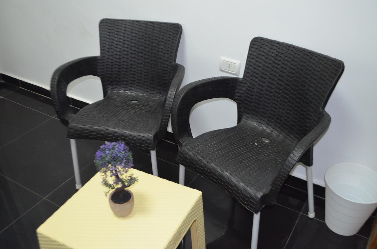 Quarto Individual com Banheiro Privativo Externo