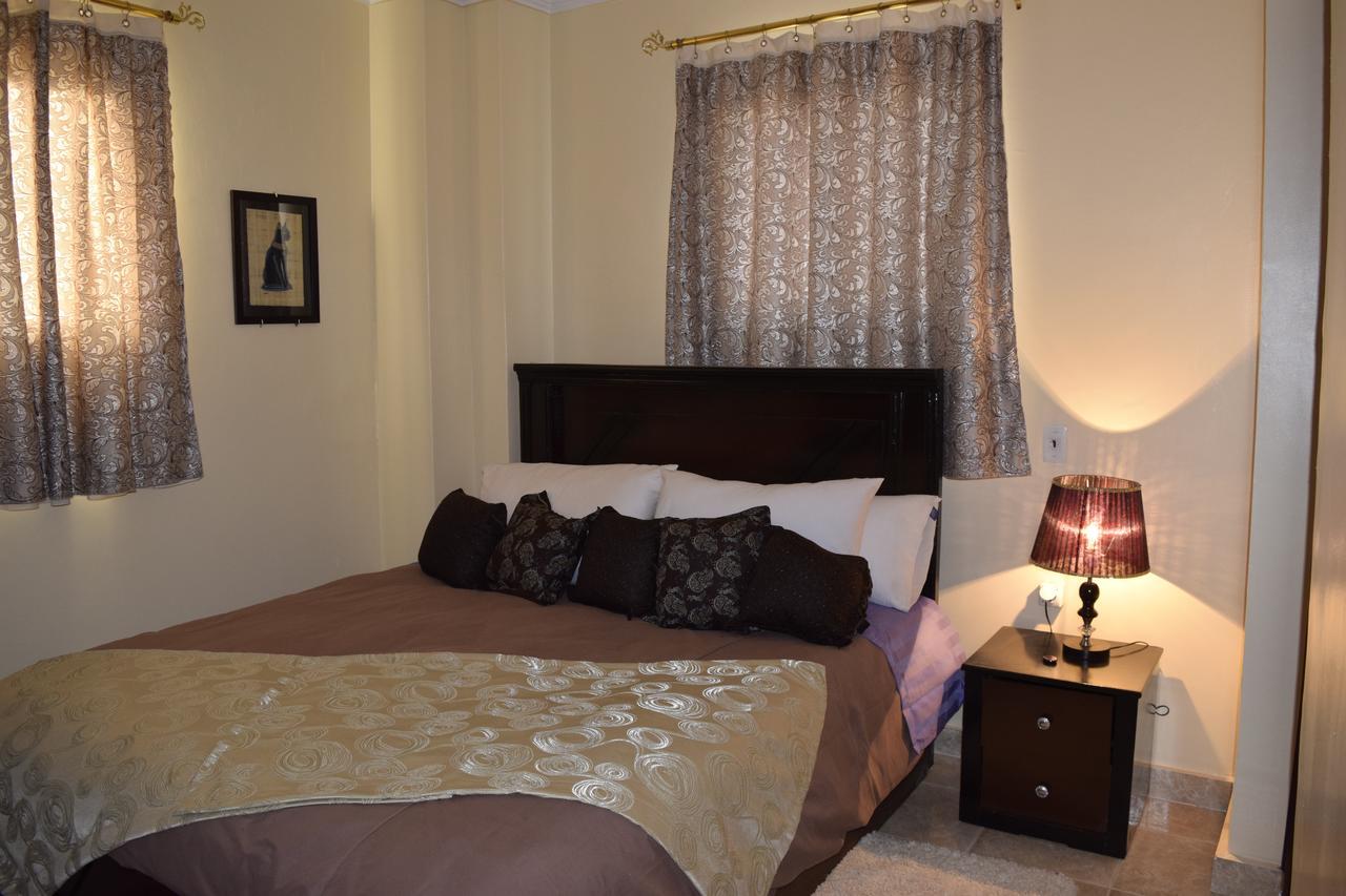 Deluxe King Room,615038085:JPEG