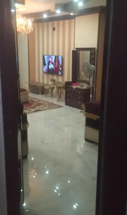 شقه مفروشه باطلاله جميله عل النيل-1