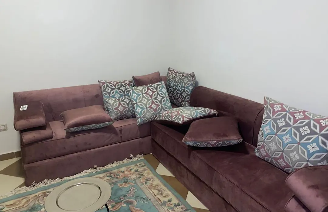 3 Room Apartment At Fifth Settlement With Hot Tub-1