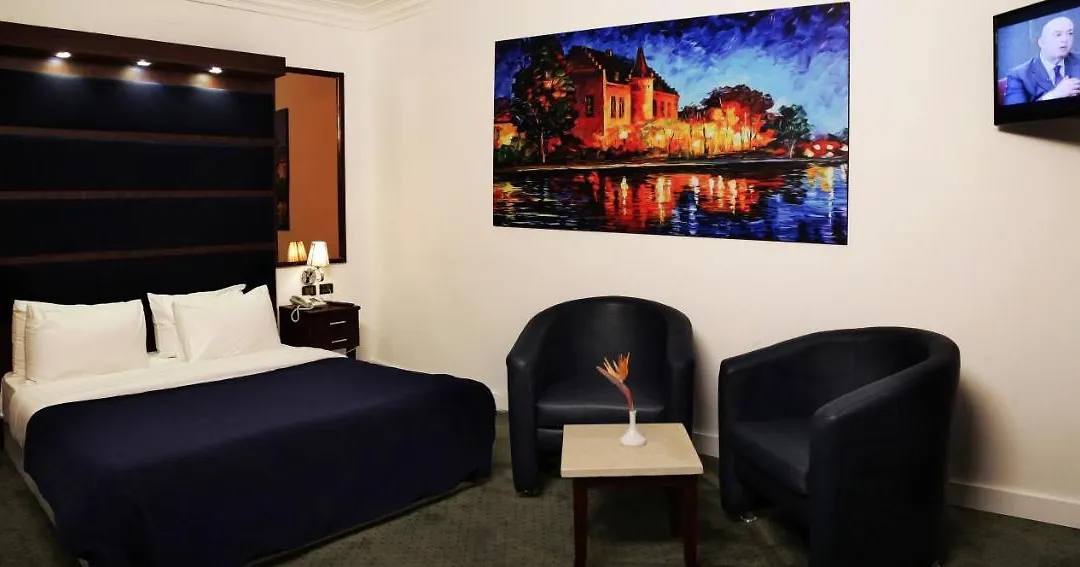 Spectra Inn Hotel-1