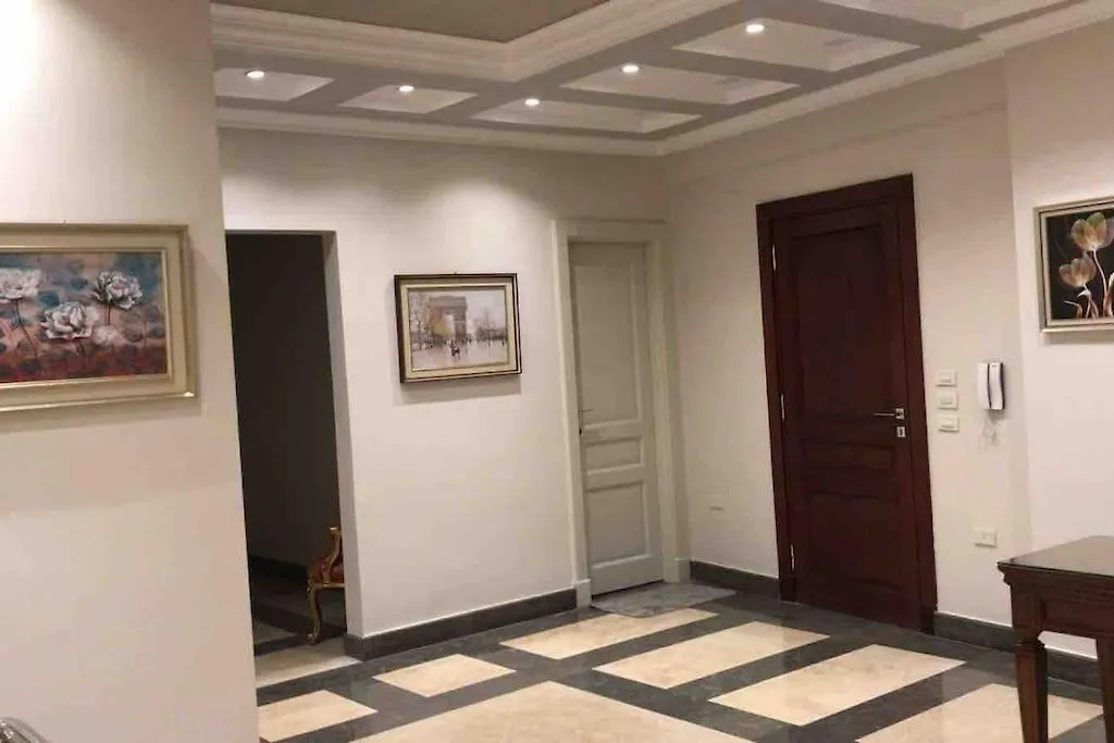 Luxury Newly Fully Furnished Villa 10 Mins To Cfc-1