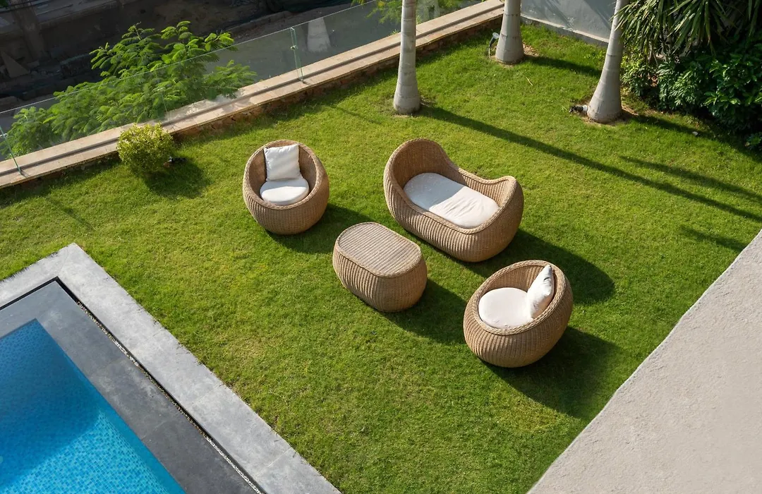 Swanlake Luxurious Villa-1