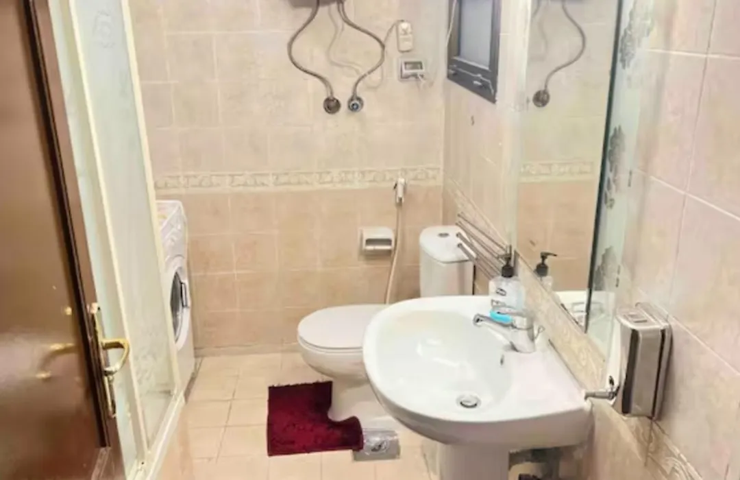 Modern - Host Prime Apartment In Rehab City-1