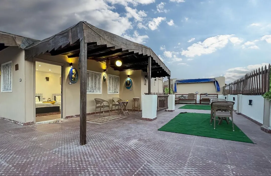Osiris Pyramids View Inn-1