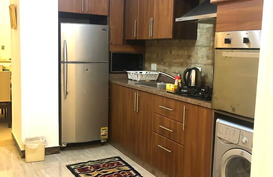 Zamalek Home 2 Bedroom Cozy, Spacious With Gourmet Kitchen-1