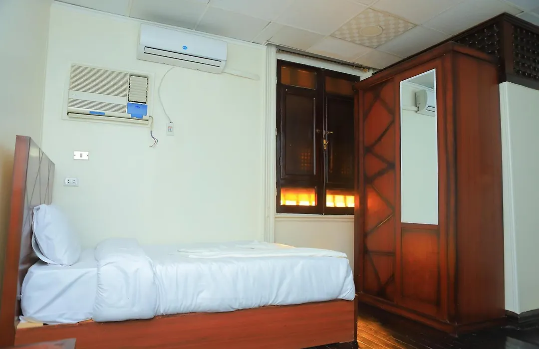 Kings Palace Hostel-1