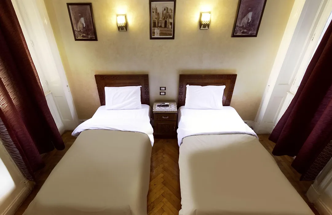 Minerva Downtown Hostel-1