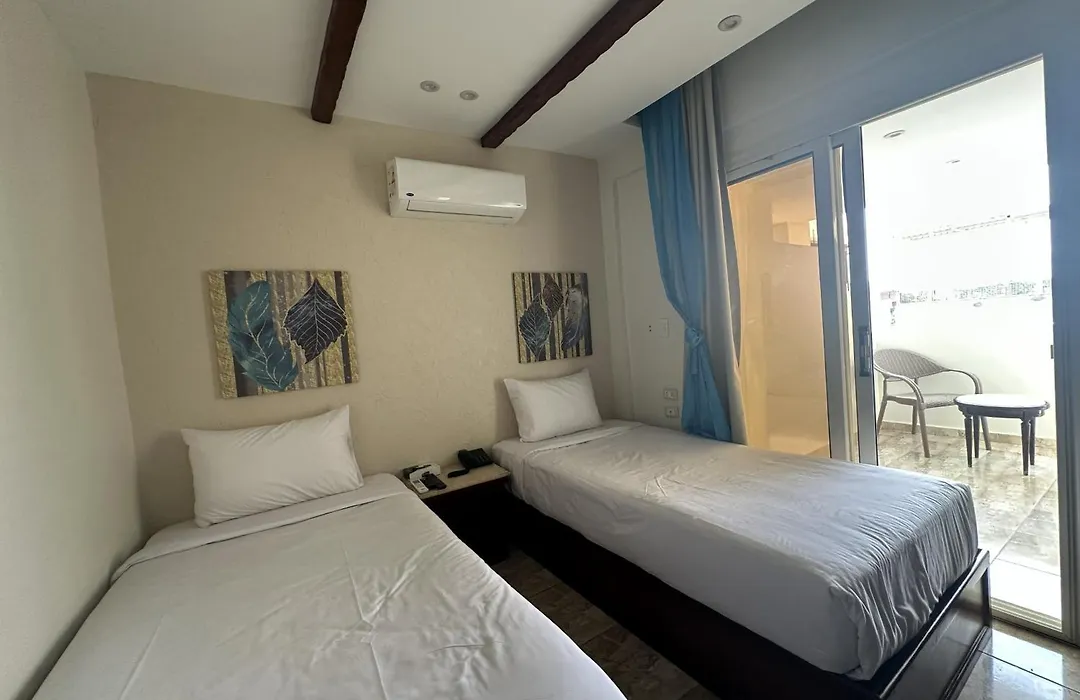 Giza Pyramids Inn-1