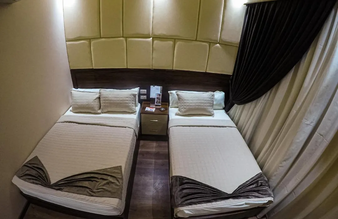 Grand City Hotel-1
