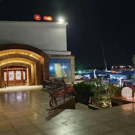 Charming Sunset,Panoramic Nile View & Pyramid View-3