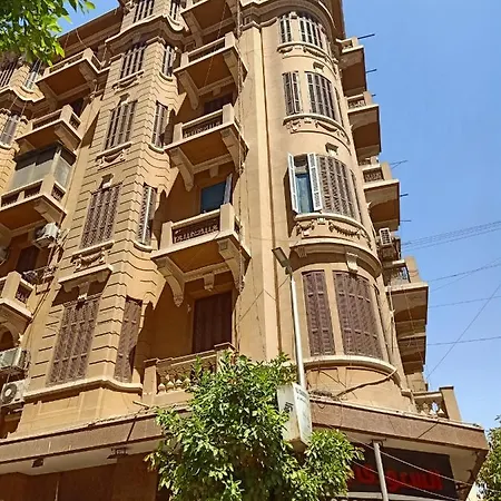 غرفه بوسط البلد بجوار ميدان التحرير شارع يوسف الجندي-2