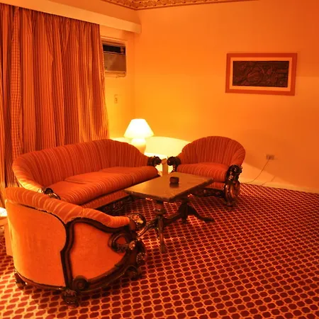 Caesars Palace Apartments-2