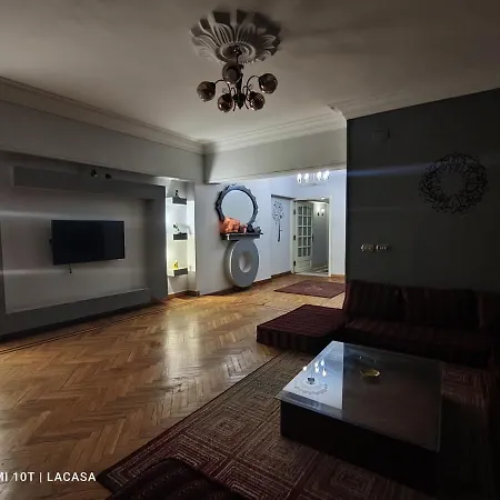 Apartment Overlooking The Nile In Maadi-2