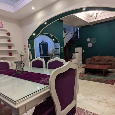 Family Villa With Private Entrance, Swimming Pool And Parking-3