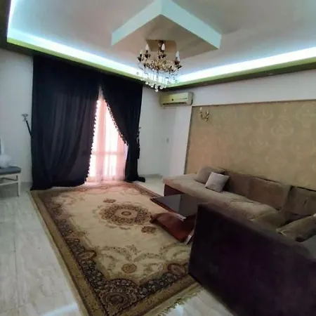Lovely 3 Bedroom Apartment With 2 Balconies And A Hot Tub-2