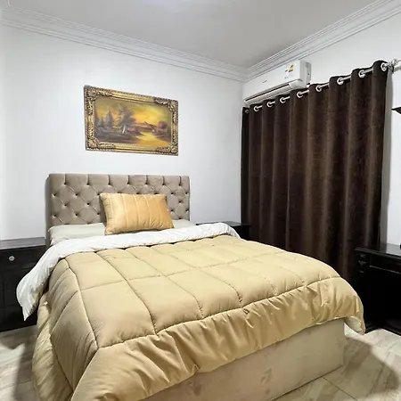 Famous Pyramids View Apartment-2