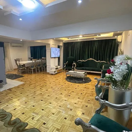 شقه فندقيه للايجار بالمهندسين-3