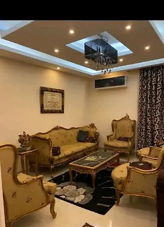 Spacious Renovated Apartment-2