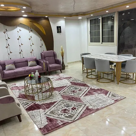 Nice Apartment 2-3