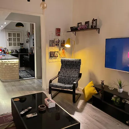 Modern Luxury Apartment-3