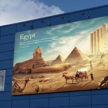 Pyramids Cleopatra-2