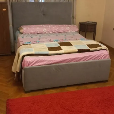 3 Bed Rooms Ac Fully Equipped Flat In Mohandsseen Cairo-2