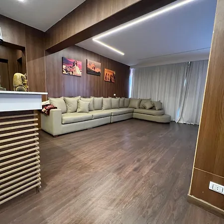 City Hotel-3