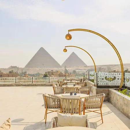 Giza Inn-3