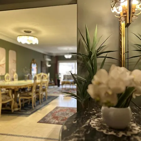 Spacious, Luxurious 3-Bedroom Apartment In Nasr City For Families & Corporates-3