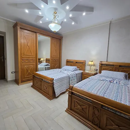 Comfy 2 Bedrooms Apartment In Cairo 83-3