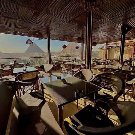 Sahara Pyramids Inn-3