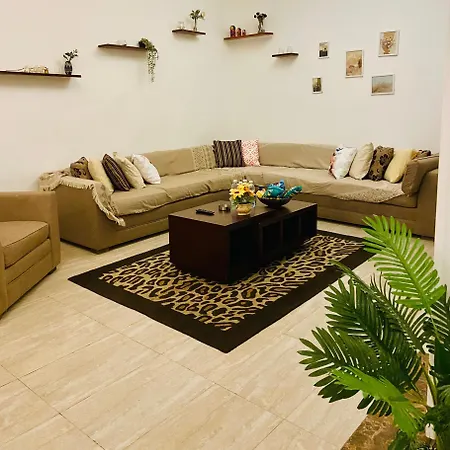 Zamalek Home 2 Bedroom Cozy, Spacious With Gourmet Kitchen-2