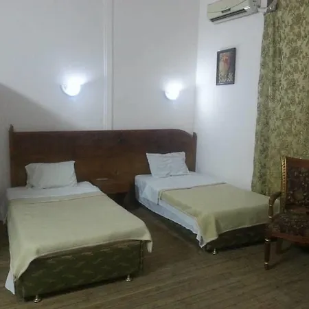 Louris Inn Hotel-2