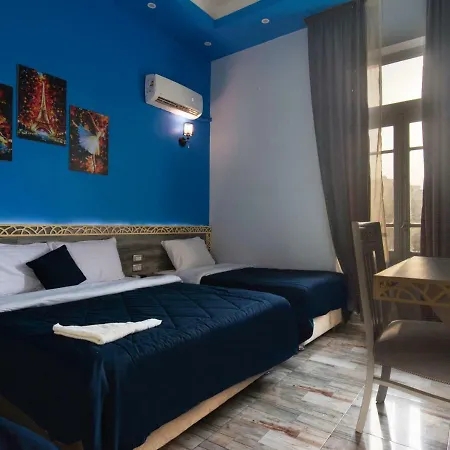 Australian Deluxe Hostel-3