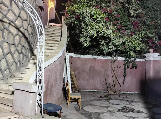 Villa Private Entrance Studio Kairo