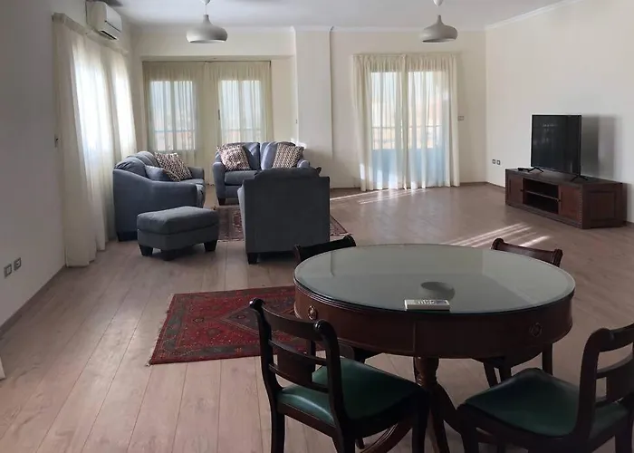 Luxury Apartment In West Golf 5Th Settlement Le Caire acceptant les animaux